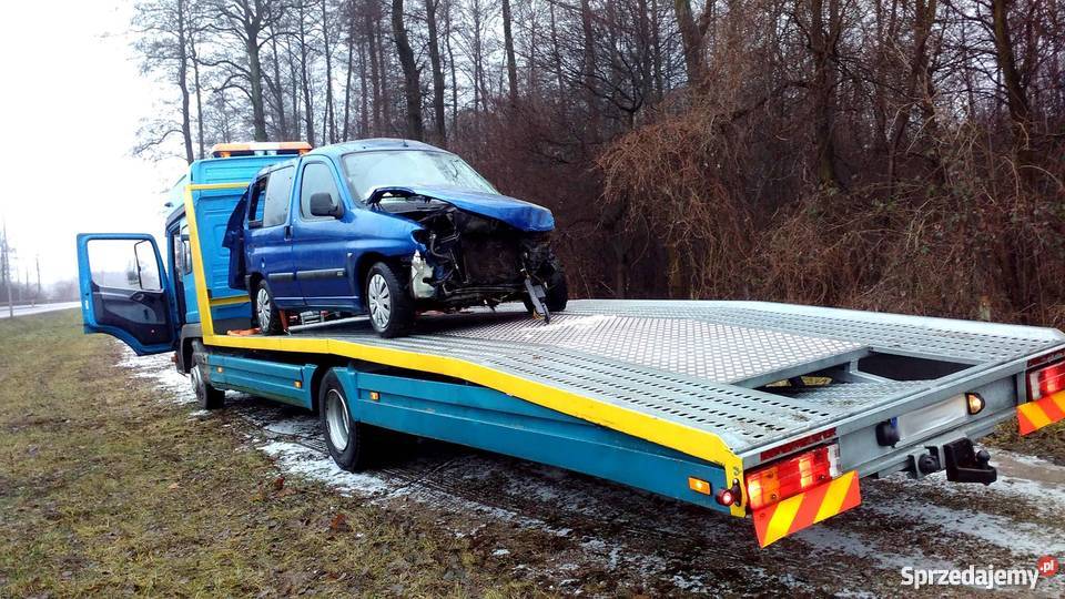 POMOC DROGOWA 24H SIEDLCE LAWETA HOLOWANIE AUTA naprawa