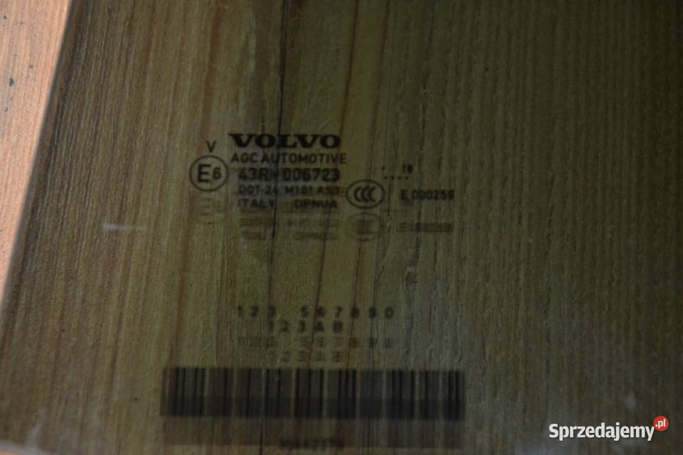 VOLVO XC 40 szyba drzwi lewy tył ciemna śląskie