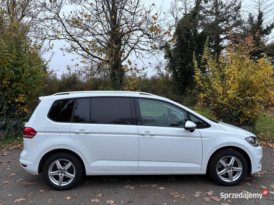 Volkswagen Touran mały przebieg śląskie Wodzisław Śląski