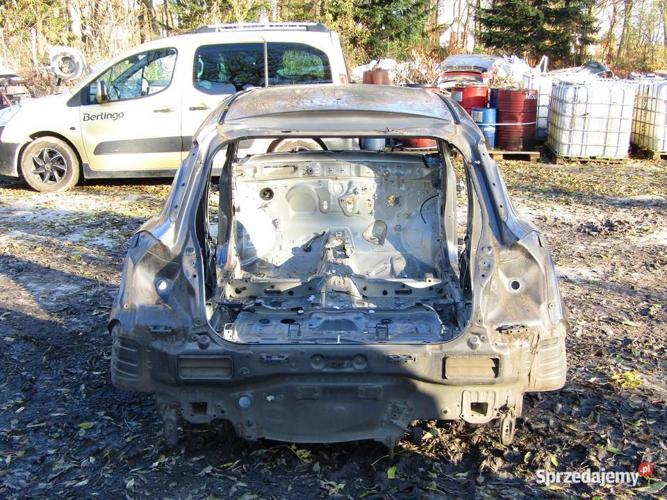 PAS TYLNY WANNA ZMW SUZUKI SWIFT VI MK8