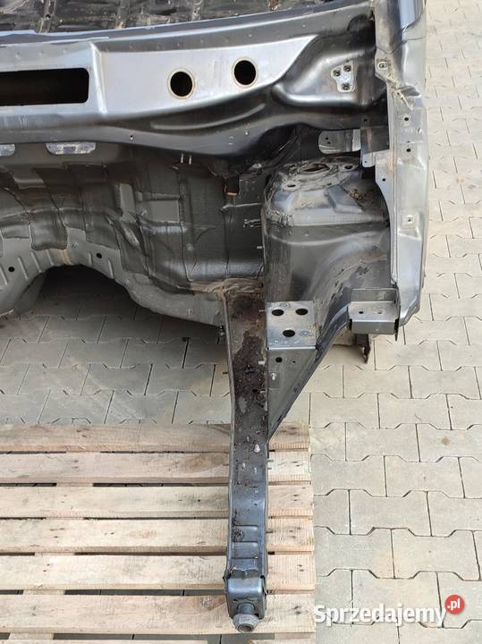 MERCEDES VITO W447 ĆWIARTKA PODŁUŻNICA LEWA