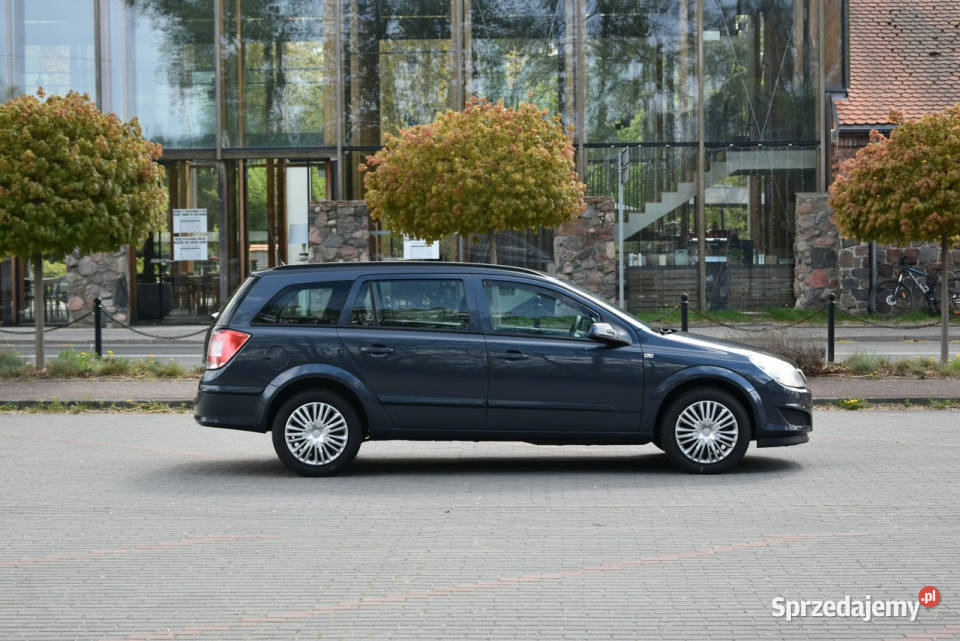 Opel Astra 17CDTi 110 2008r TEMPOMAT Klima H Kampinos