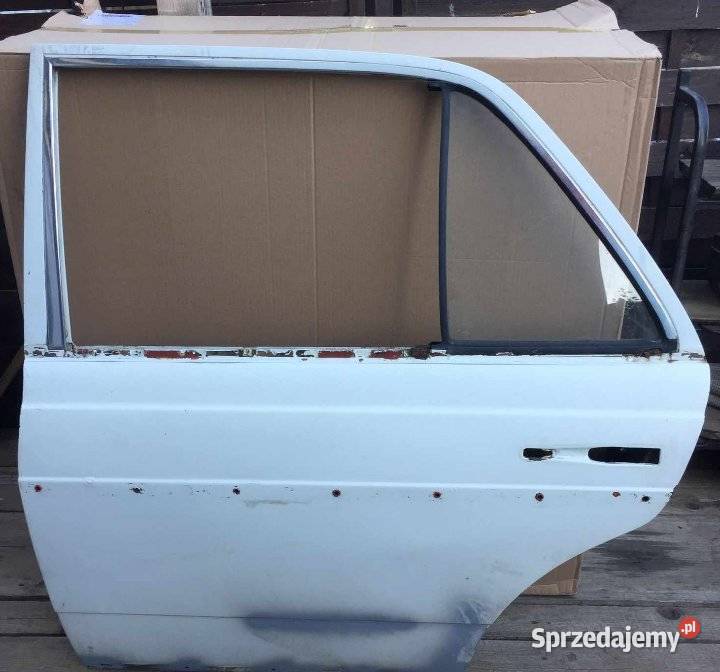 MercedesBenz W123 1976 Drzwi lewy tył Drzwi Łagiewniki sprzedam