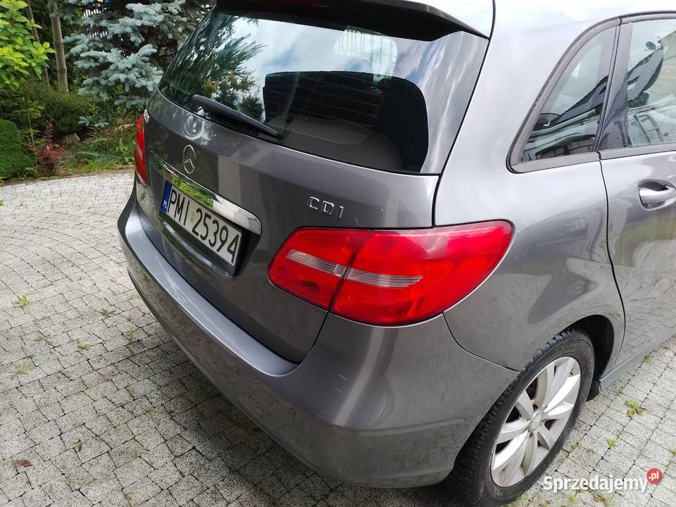 Mercedes B klasa W246 Rok produkcji 2012 sprzedam