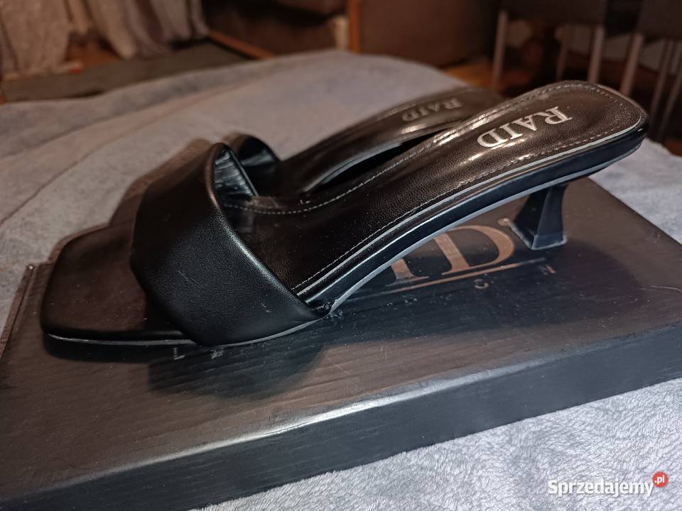 Czarne klapki na obcasie RAID London pudełko inna Katowice