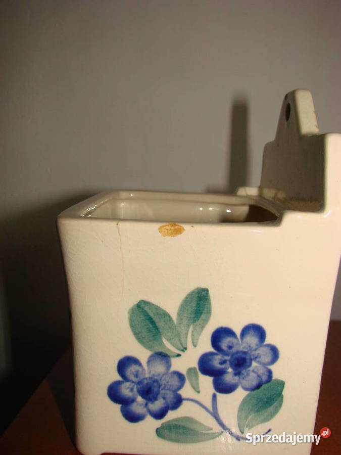 Włocławek solniczka kuchenna do zawieszania PRL Porcelana i szkło Antyki, Sztuka, Kolekcje Pruszcz Gdański