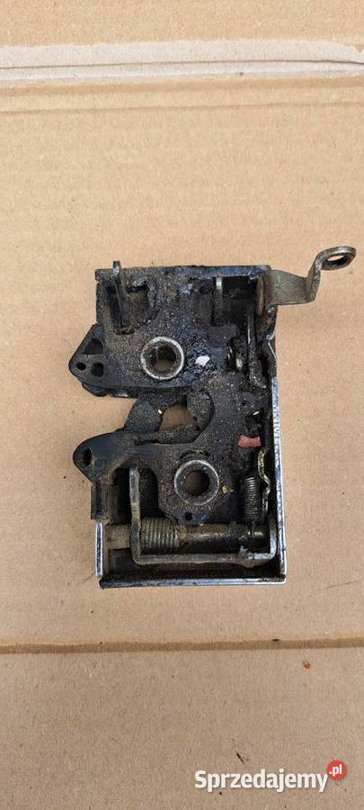 Zamek drzwi przedni lewy Audi 80 B4 8A1837015A Karoseria Luzino sprzedam