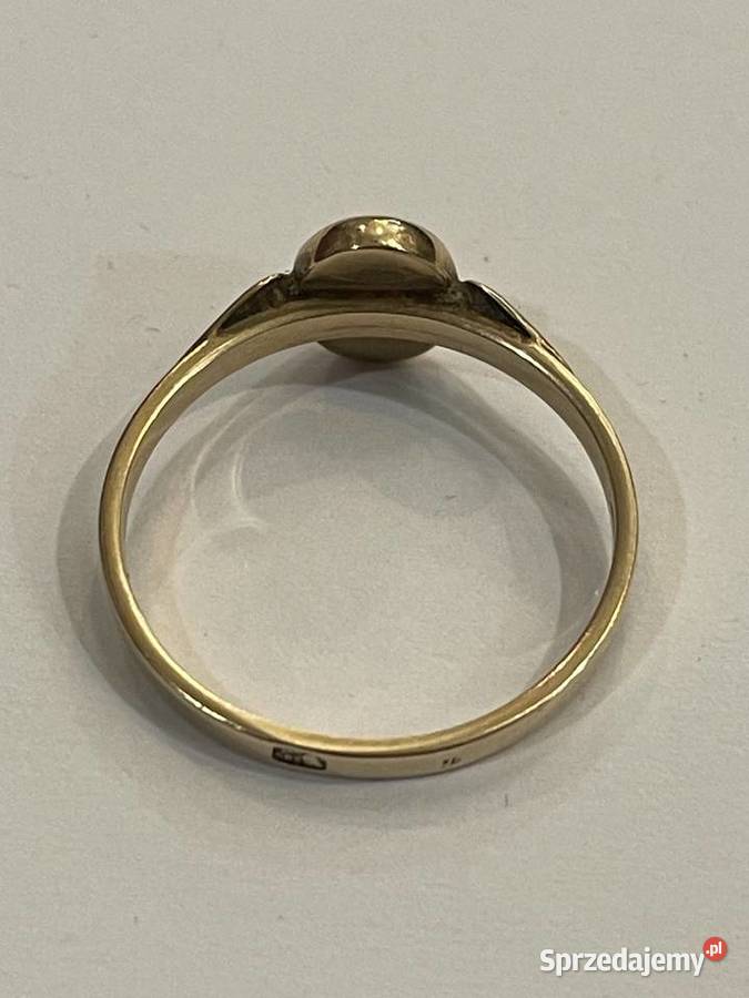 Złoty pierścionek z koralem złoto 14K rozmiar 20