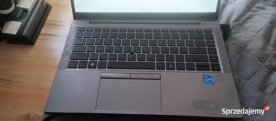 HP ZBook Firefly 14 G8 i7