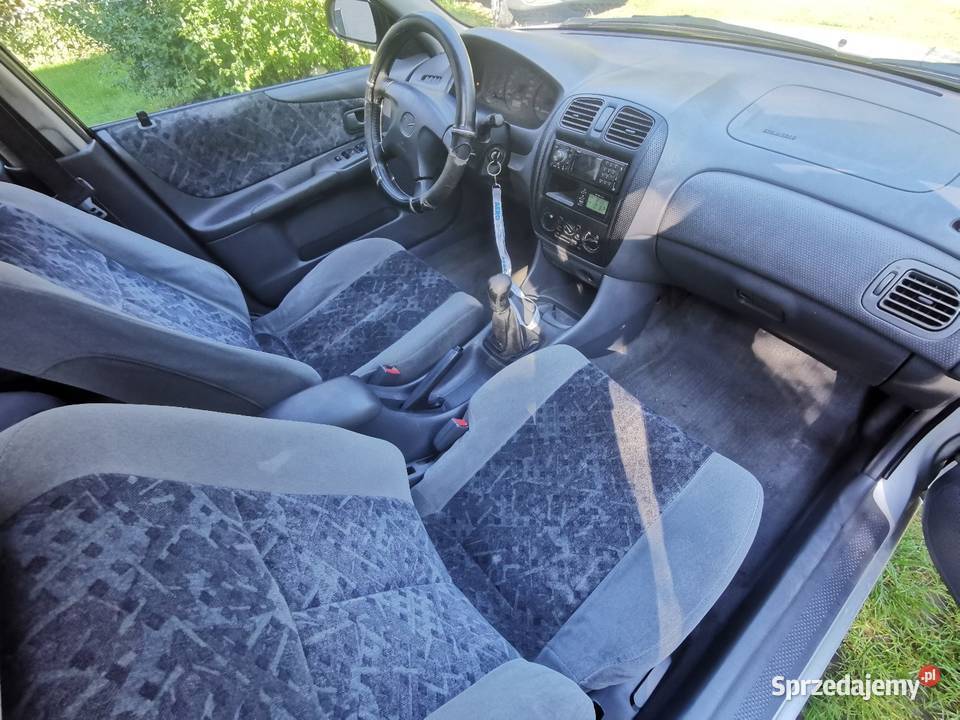 Mazda 323f 20 Hatchback Kampinos