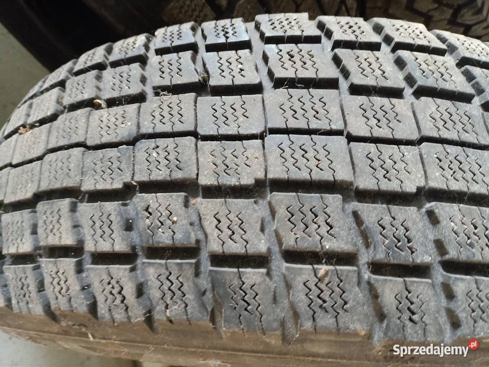 Opony 20565 R15 Michelin wysoki bieżnik super Koronowo sprzedam