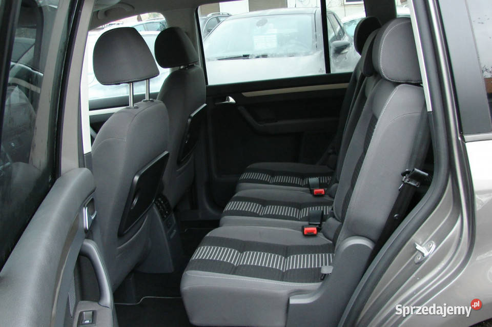 Volkswagen Touran Super stan 7 miejsc I 20032010 Rok produkcji 2008 sprzedam