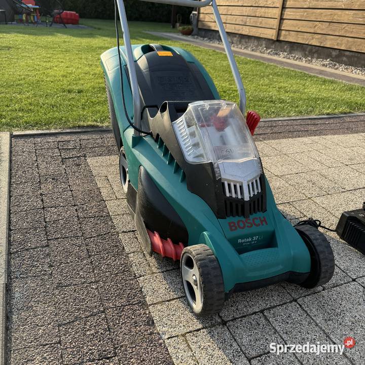 Kosiarka akumulatorowa Bosch Rotak 37Li z koszem Lubin