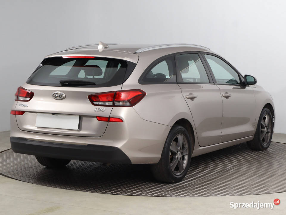 Hyundai i30 14 CVVT Bielany Wrocławskie