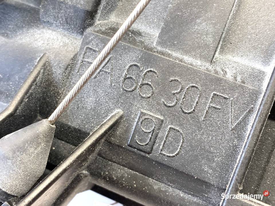 ZAMEK DRZWI PRAWY PRZÓD SKODA ROOMSTER Van