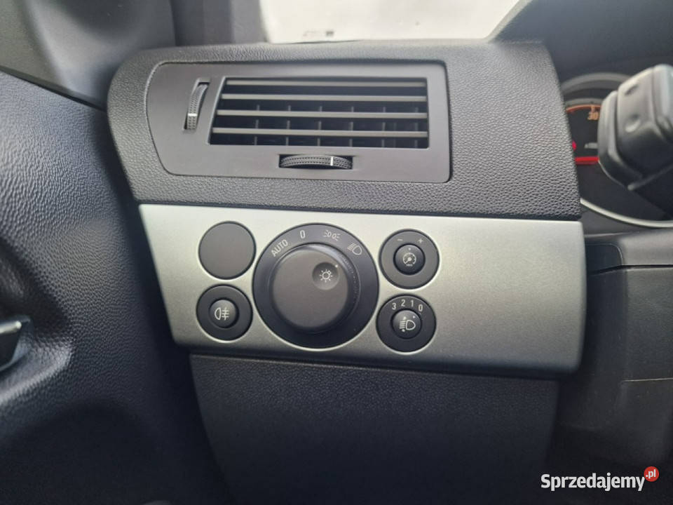 Opel Astra GTC 19 CDTI 120 Klimatyzacja Tempomat Słupsk