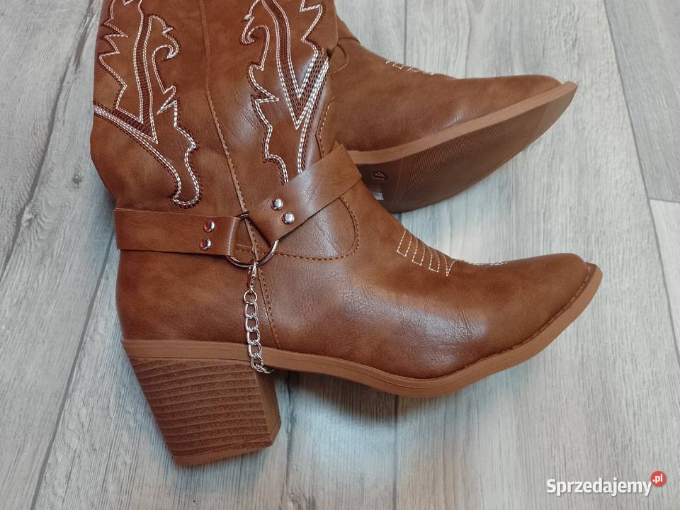 4041 Brązowe Zdobione łańcuchem Kozaki kowbojki 26cm małopolskie
