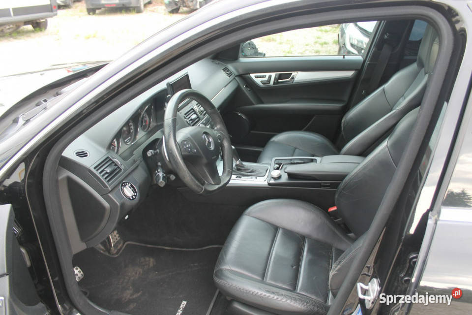 Mercedes C 63 AMG W204 20072014 czarny Ostrów Wielkopolski