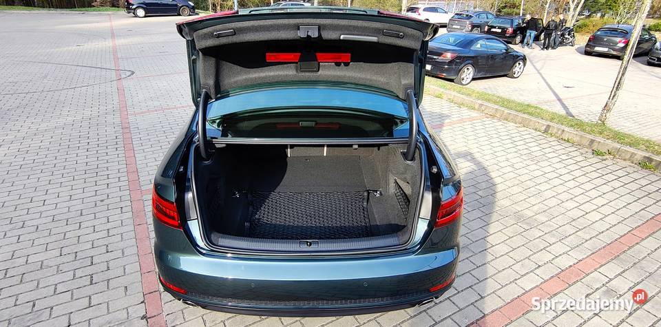 Audi A4 20 TFSI Quattro Sline Premium plus Samochody osobowe Olsztyn