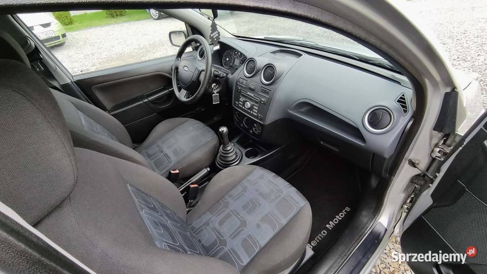 Ford Fiesta 200708r 13 Benzyna Klimatyzacja Mały nieuszkodzony Jasło sprzedam