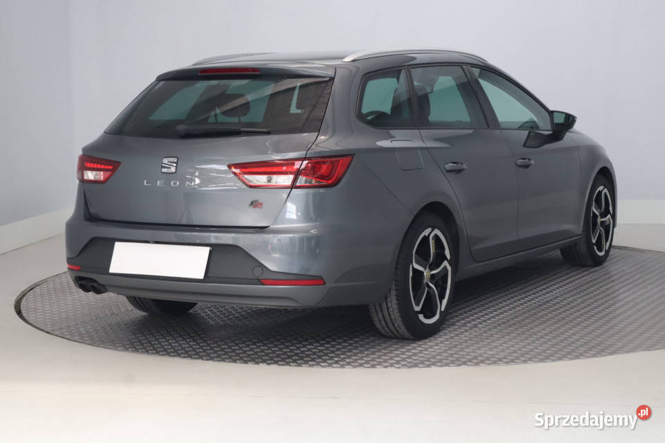 Seat Leon 14 TSI asystent pasa ruchu sprzedam