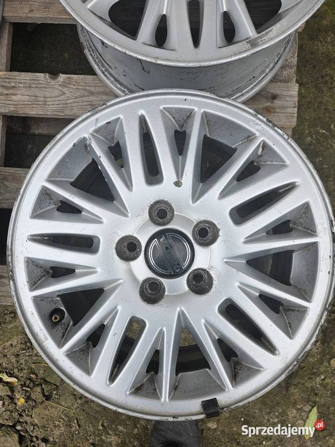 Sprzedam oryginalne felgi Volvo R15 Samochodowe Mrowiczna