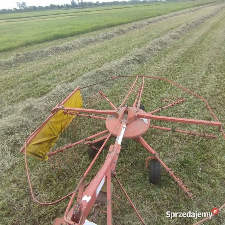 Zgrabiarka karuzelowa Fella Grabów sprzedam