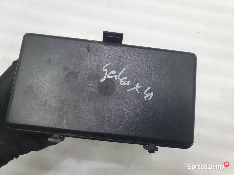 SKRZYNKA BEZPIECZNIKÓW FORD GALAXY 20 7M0937573 osobowe wielkopolskie