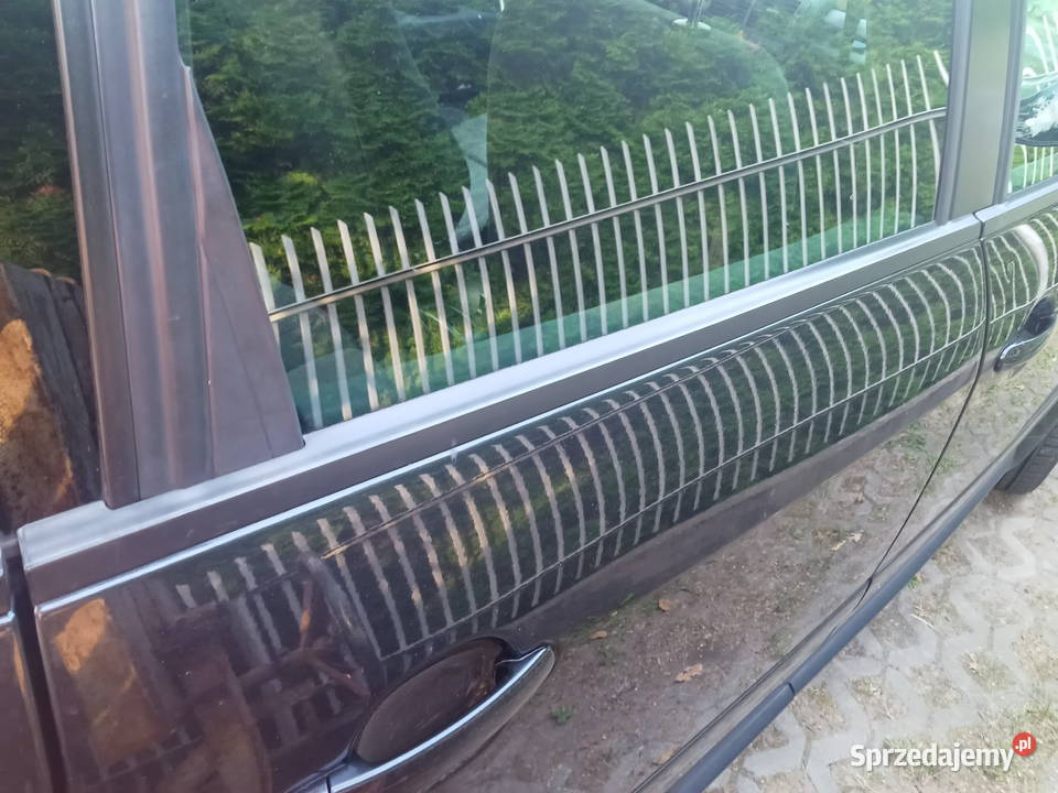 Audi A2 Uszczelka szyby drzwi lewy tył Listwa podkarpackie Dębica