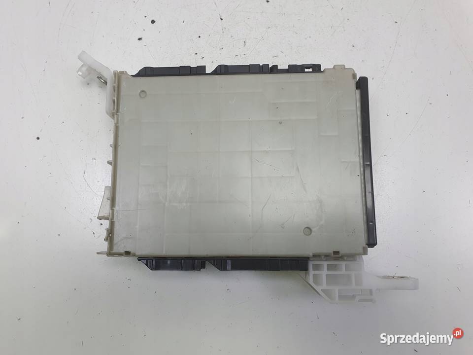 Toyota CHR CHR 18 H MODUŁ BSI Skrzynka Rudka