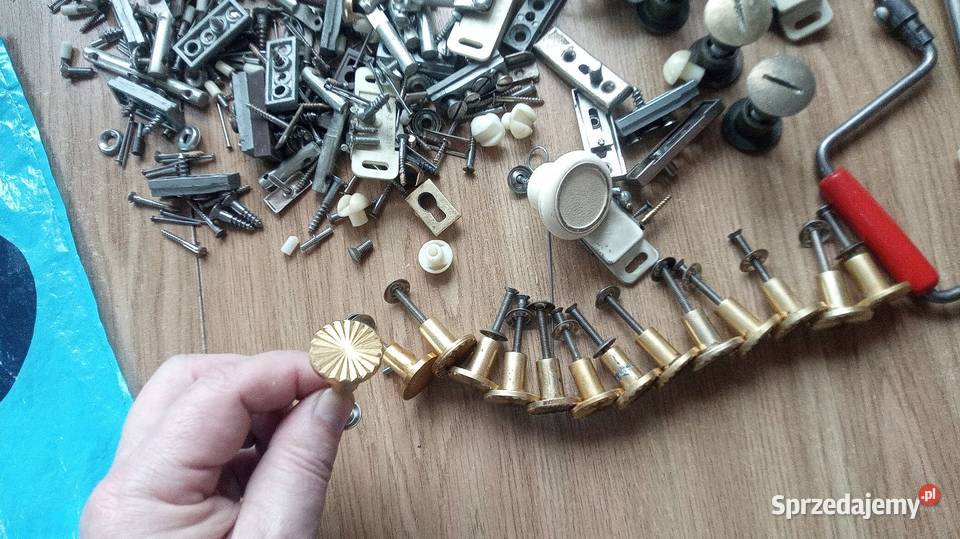 Uchwyty do szafy z lat PRL Warszawa