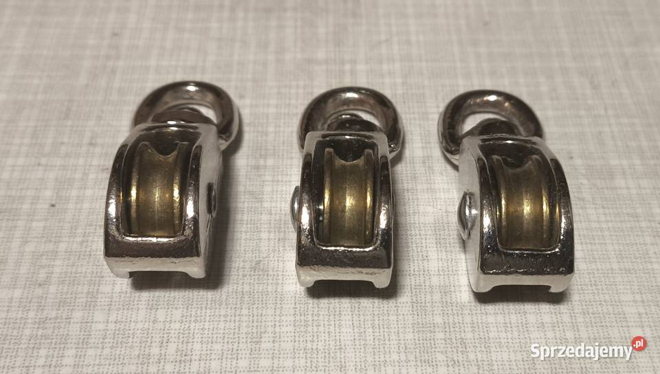 Bloczki na obrotowym uszku 3 nowe Pabianice