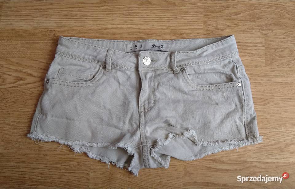 Krótkie szare spodenki szorty postrzępione na Rozmiar 36(S) Krosno