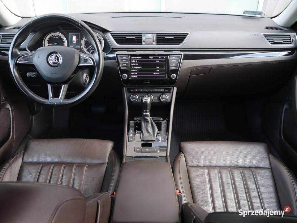 Skoda Superb 20 TDI 4x4 asystent pasa ruchu Katowice