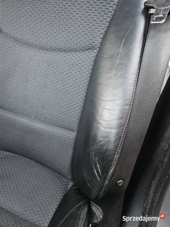 Wnętrze BMW e90 LCI półskóry osobowe