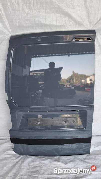 Drzwi LEWY TYŁ SKRZYDEŁKA Vw Caddy IV V