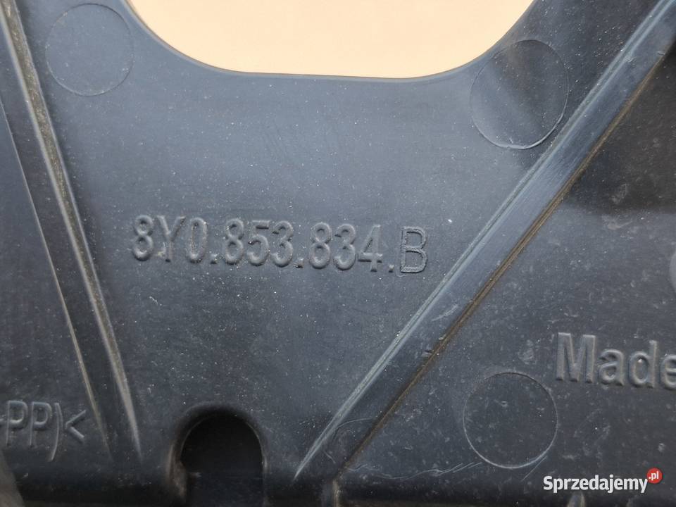 AUDI A3 8Y CHLAPACZ NADKOLA PRAWY TYŁ TYLNY lubuskie Bieleń