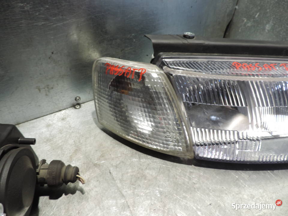 VW PASSAT B5 PRZED LIFT LAMPA PRAWA PRZEDNIA Nowy Sącz