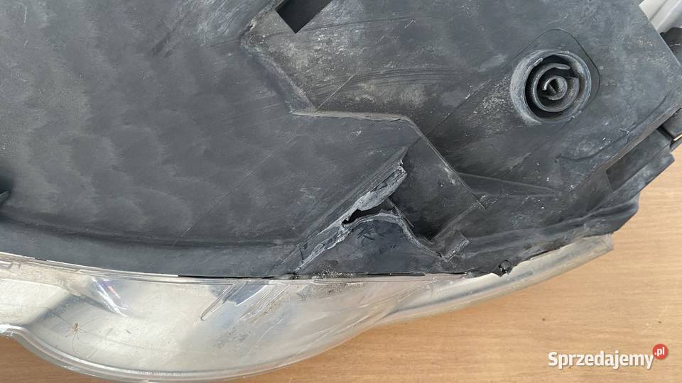 Passat B6 Lampy Przednie sprzedam