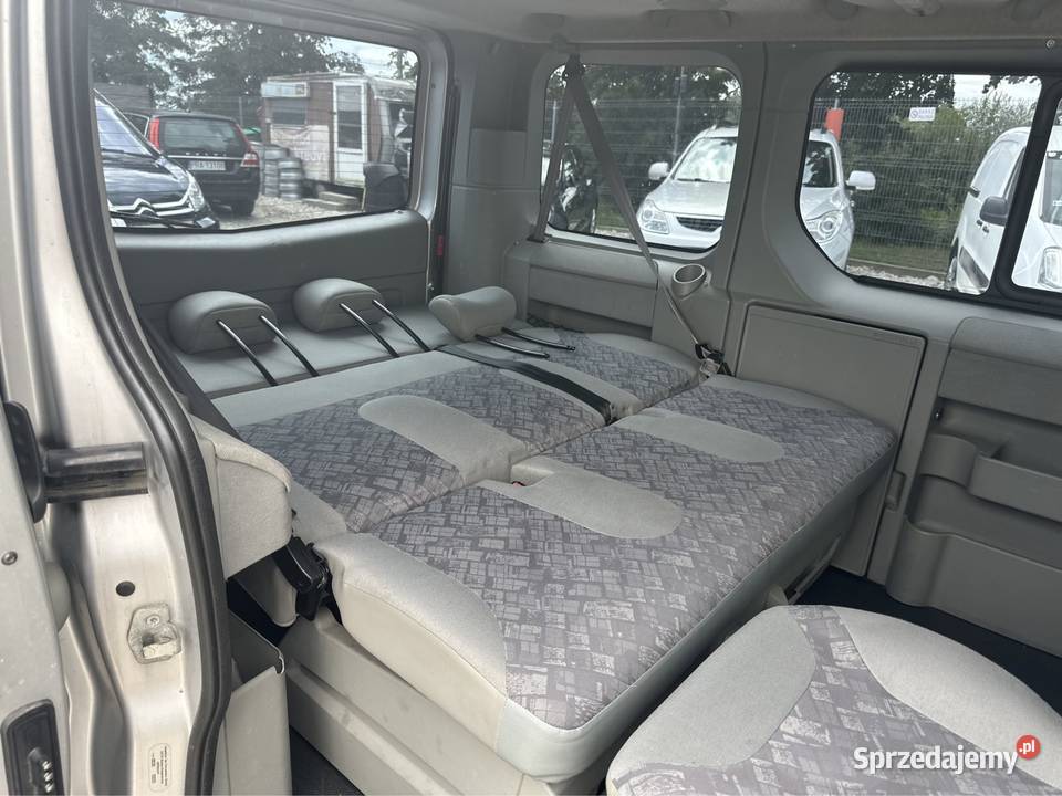 Opel Vivaro kampervan 7 osobowy 3 x klima Masłowo