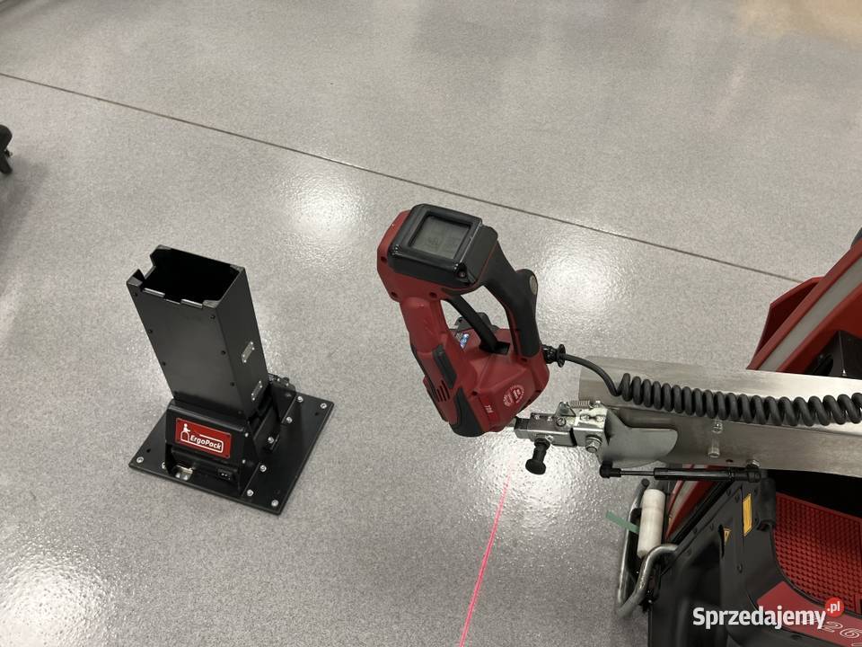 Paskarka ErgoPack 726X XPert do spinania palet z Radom