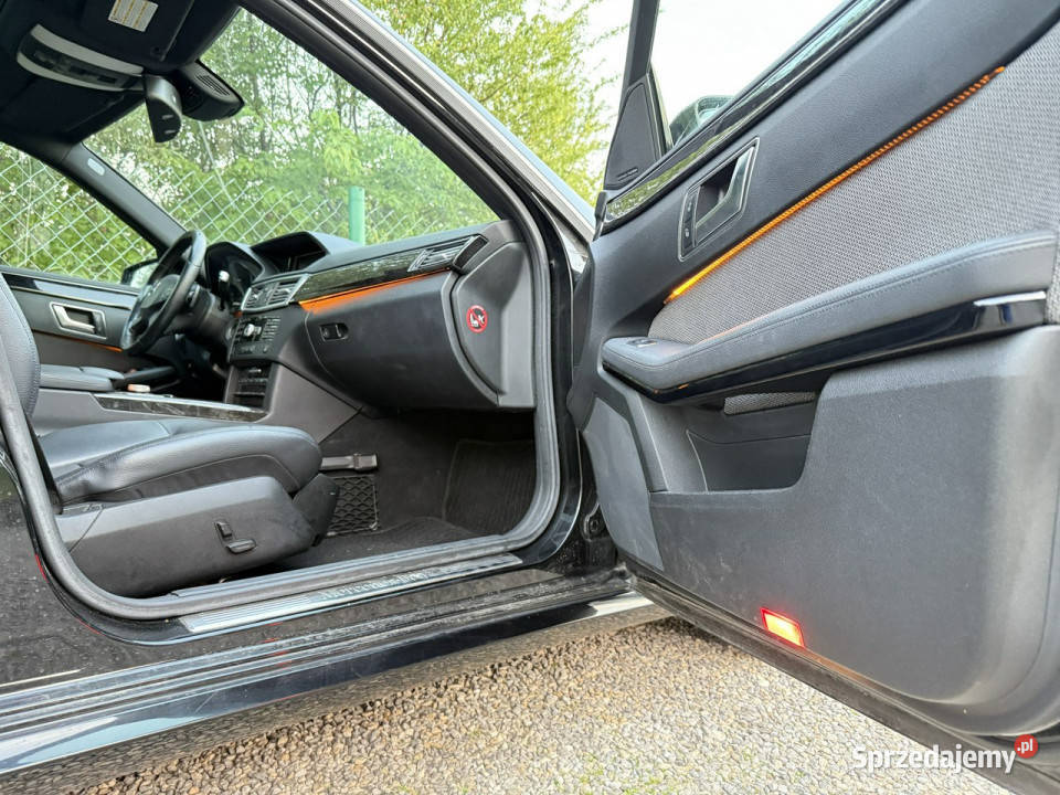 Mercedes E 300 12r 30 V6 diesel z Niemiec gniazdo USB Konradów