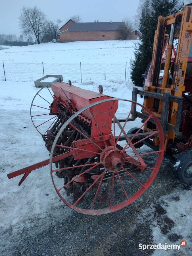 Siewnik zbożowy 19 lejkowy Spławy Pierwsze