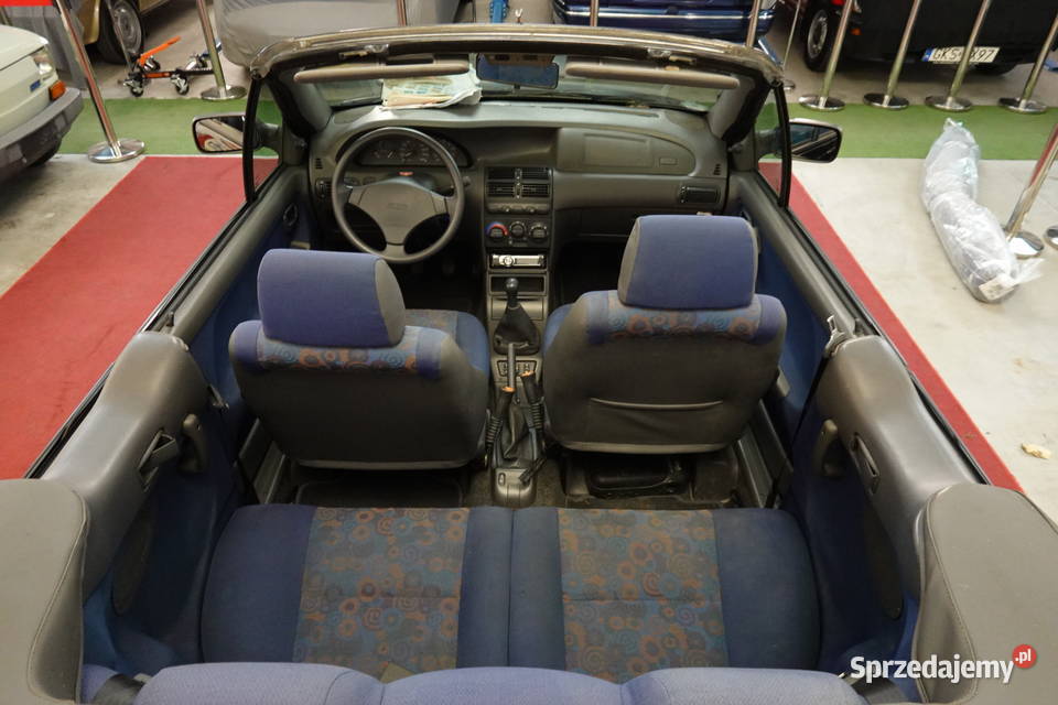 Fiat Punto Cabrio 12 86 Czarny Bez korozji z radio łódzkie Zgierz