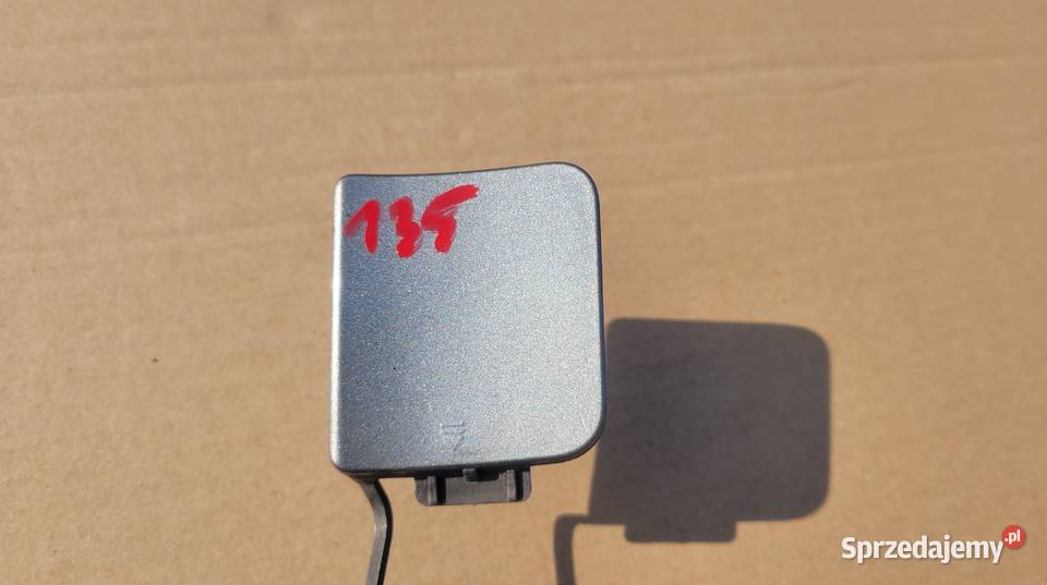 MERCEDES CLS W218 ZAŚLEPKA ZDERZAKA HAKA TYŁ osobowe śląskie Ruda Śląska