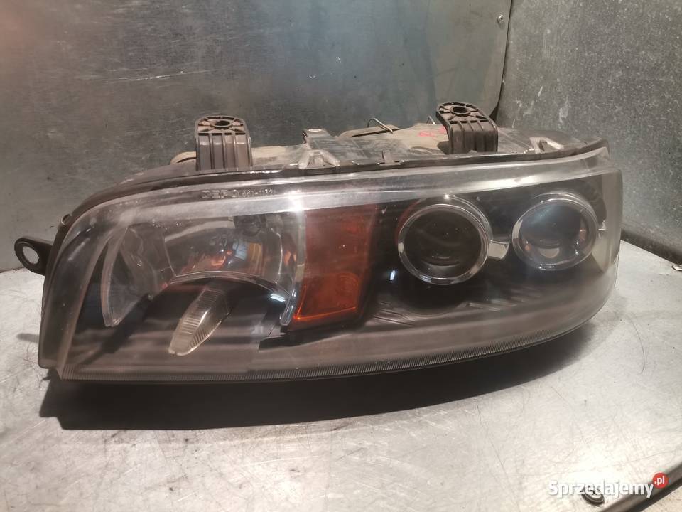 FIAT PUNTO 2 II LAMPA LEWA PRZEDNIA Rok produkcji 2003 Nowy Sącz sprzedam
