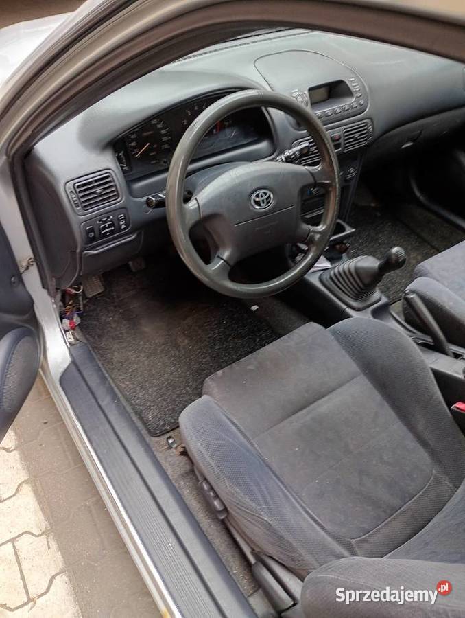 Samochód Toyota Corolla silnik 14benzyna opel Poznań