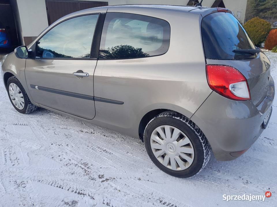 Renault Clio 12 Benzyna LPG Stan Rok produkcji 2010