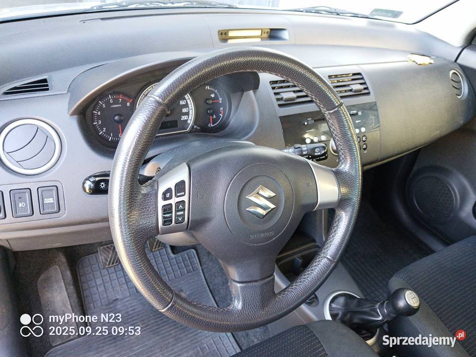 Suzuki Swift polski salon pierwszy właściciel wspomaganie kierownicy Gdańsk sprzedam
