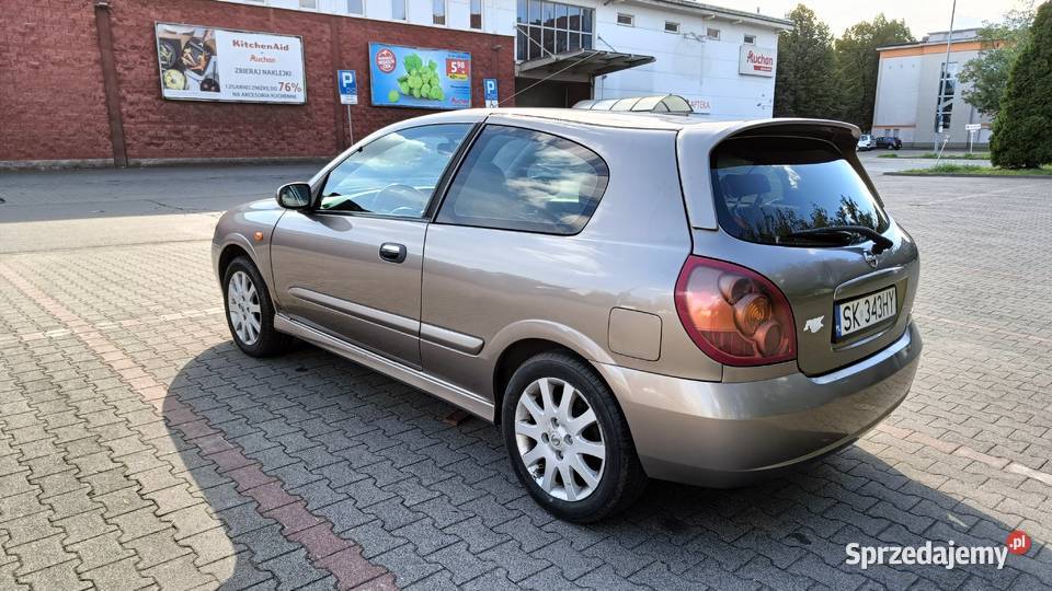 Nissan Almera II N16 15 Benzyna nieuszkodzony